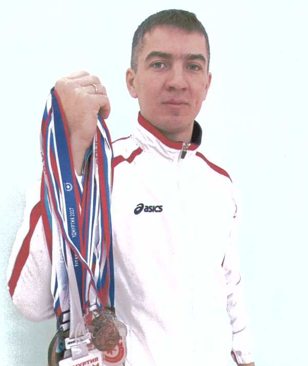 Красноперов Дмитрий Александрович.